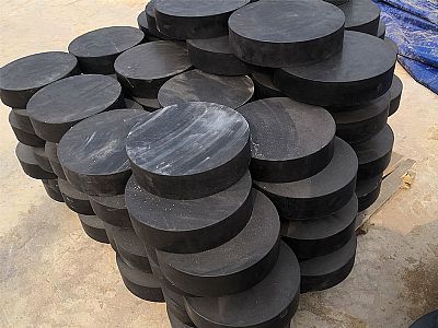 水富市板式橡胶支座由若干层橡胶片与薄钢板经加压硫化